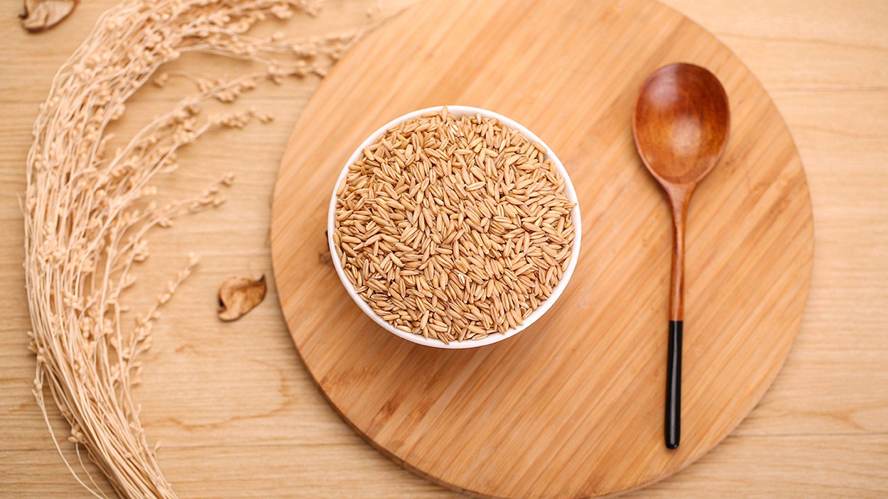 What are the benefits and functions of oatmeal3