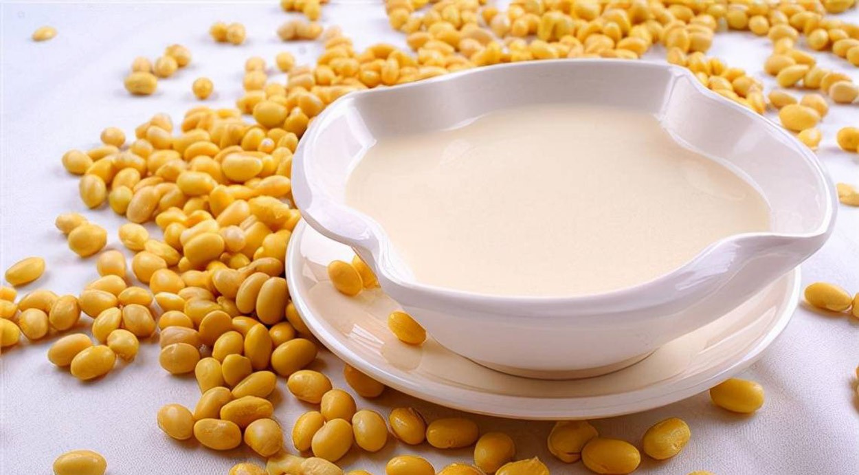 What are the benefits and functions of soy milk-4